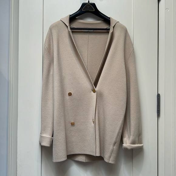 Aritzia Babaton Cover Cardigan - Picture 2 of 7